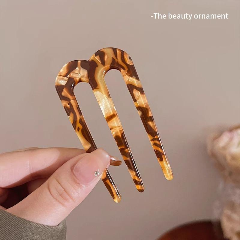 Patterned Hair Fork Product Image