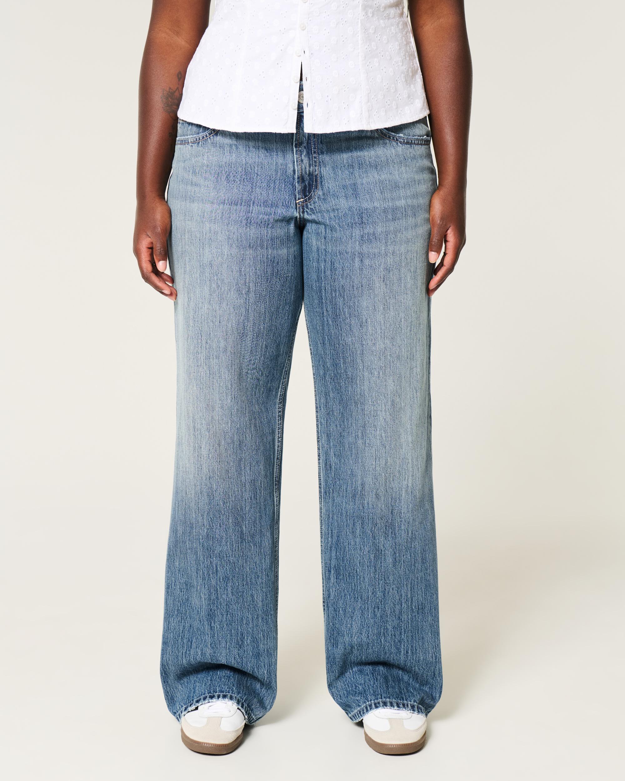 Curvy Mid-Rise Medium Wash Baggy Jeans Product Image
