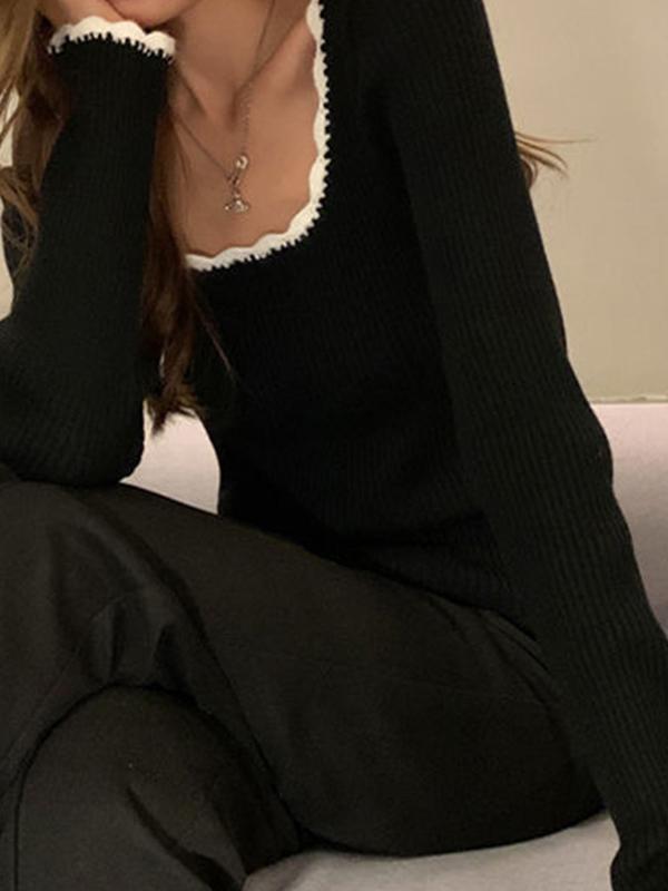 Contrast Color Trim Slim Long Sleeve Knit Product Image
