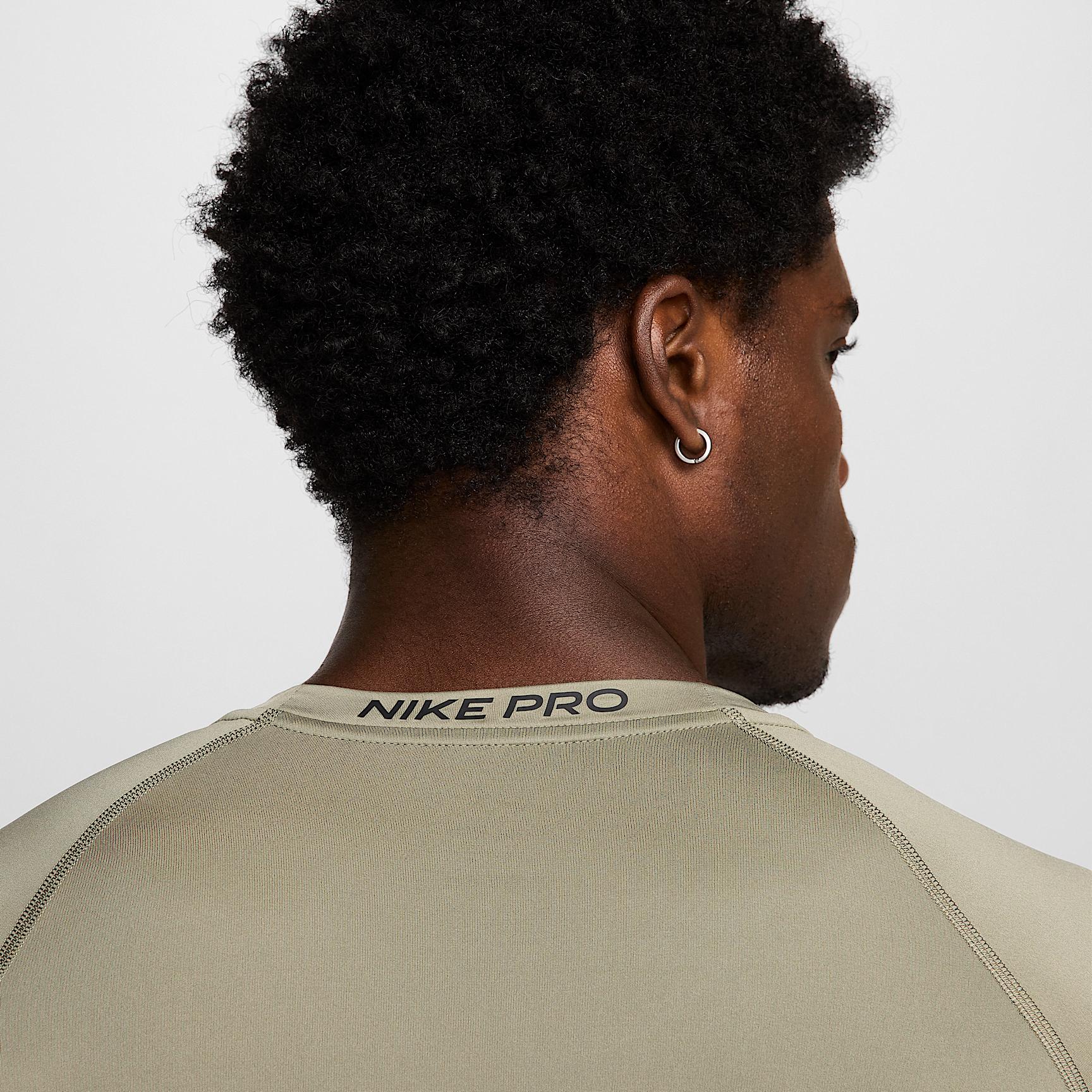 Nike Pro Men's Dri-FIT Tight Long-Sleeve Fitness Top Product Image
