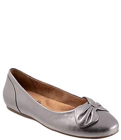 SoftWalk Sofia Leather Bow Flats Product Image