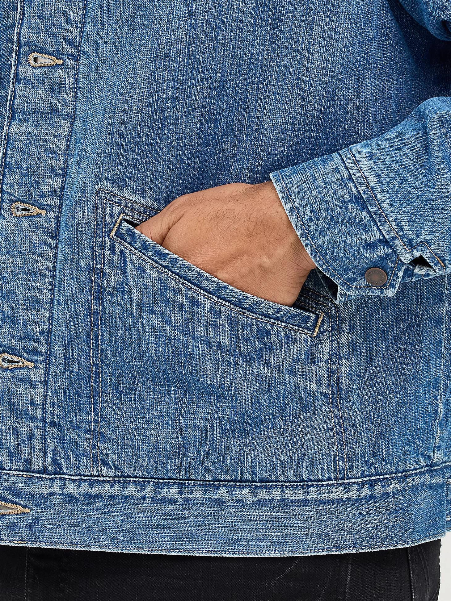 Men's Wrangler® Straight Yoke Sherpa Lined Denim Jacket in Antique Indigo Product Image