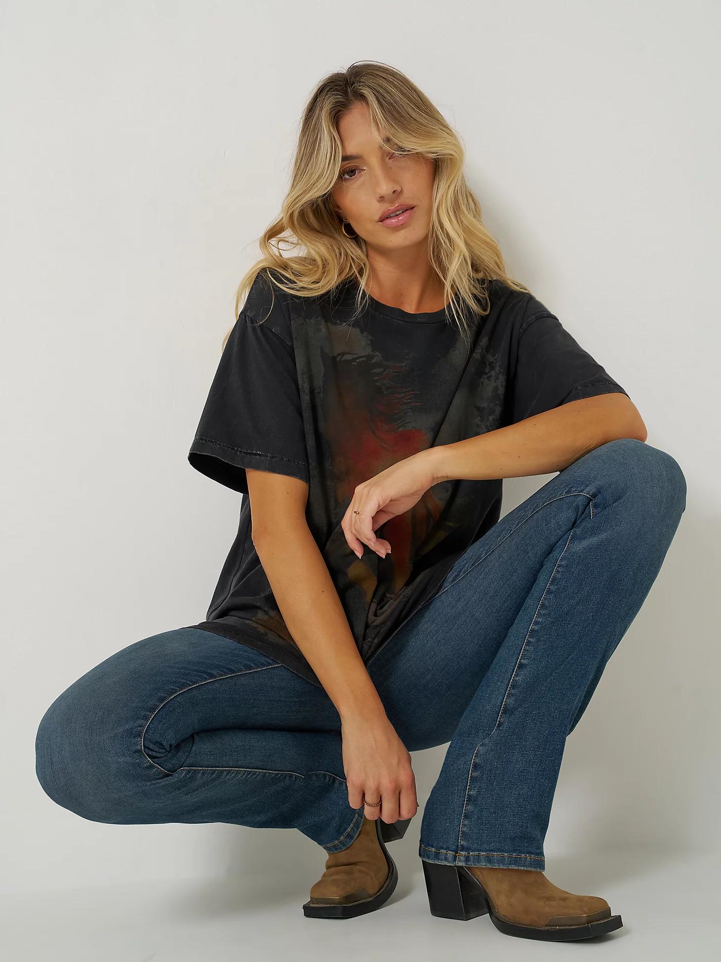 Wrangler x Lainey Wilson Boot Huggers | Women's JEANS | Wrangler® Product Image