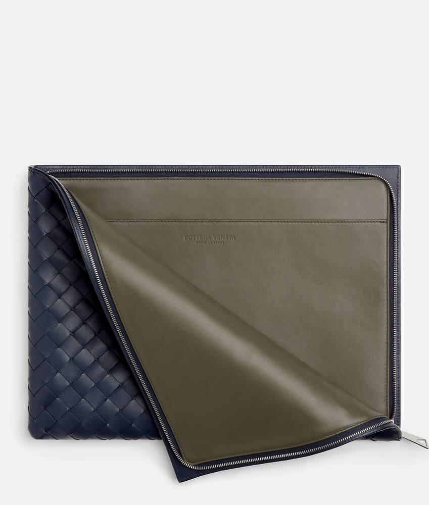Men's Intrecciato Flat Pouch in Abyss/cypress Product Image