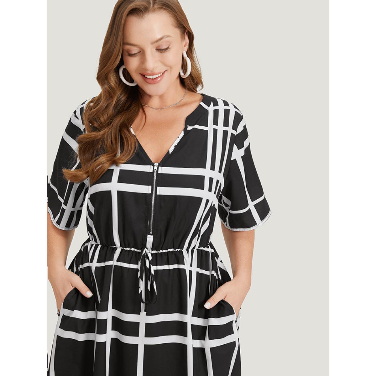 Plus Size Plaid Knot Front Pocket Arc Hem Zipper Dress Black Women Office Arc Hem V-neck Short sleeve Curvy Midi Dress BloomChic 26/4X Product Image