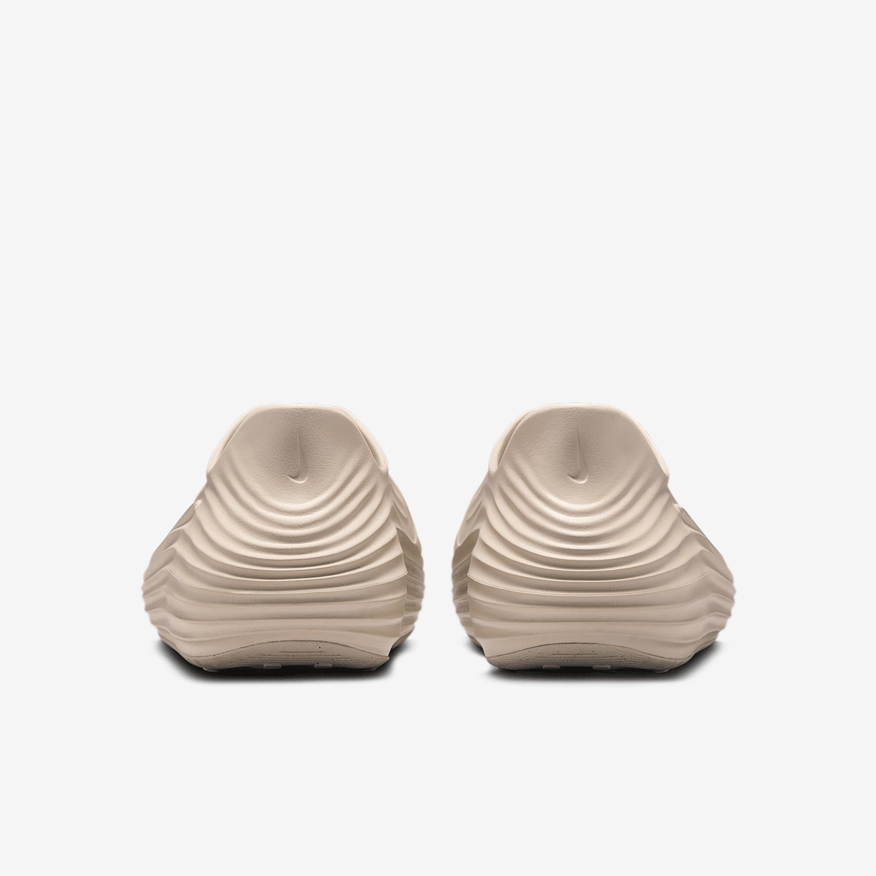 Nike Mens ReactX Rejuven8 Shoes | HV5060-100 Product Image