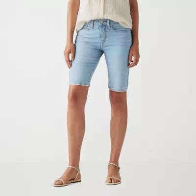 Levi's® Women's Shaping Mid Rise Bermuda Short Product Image