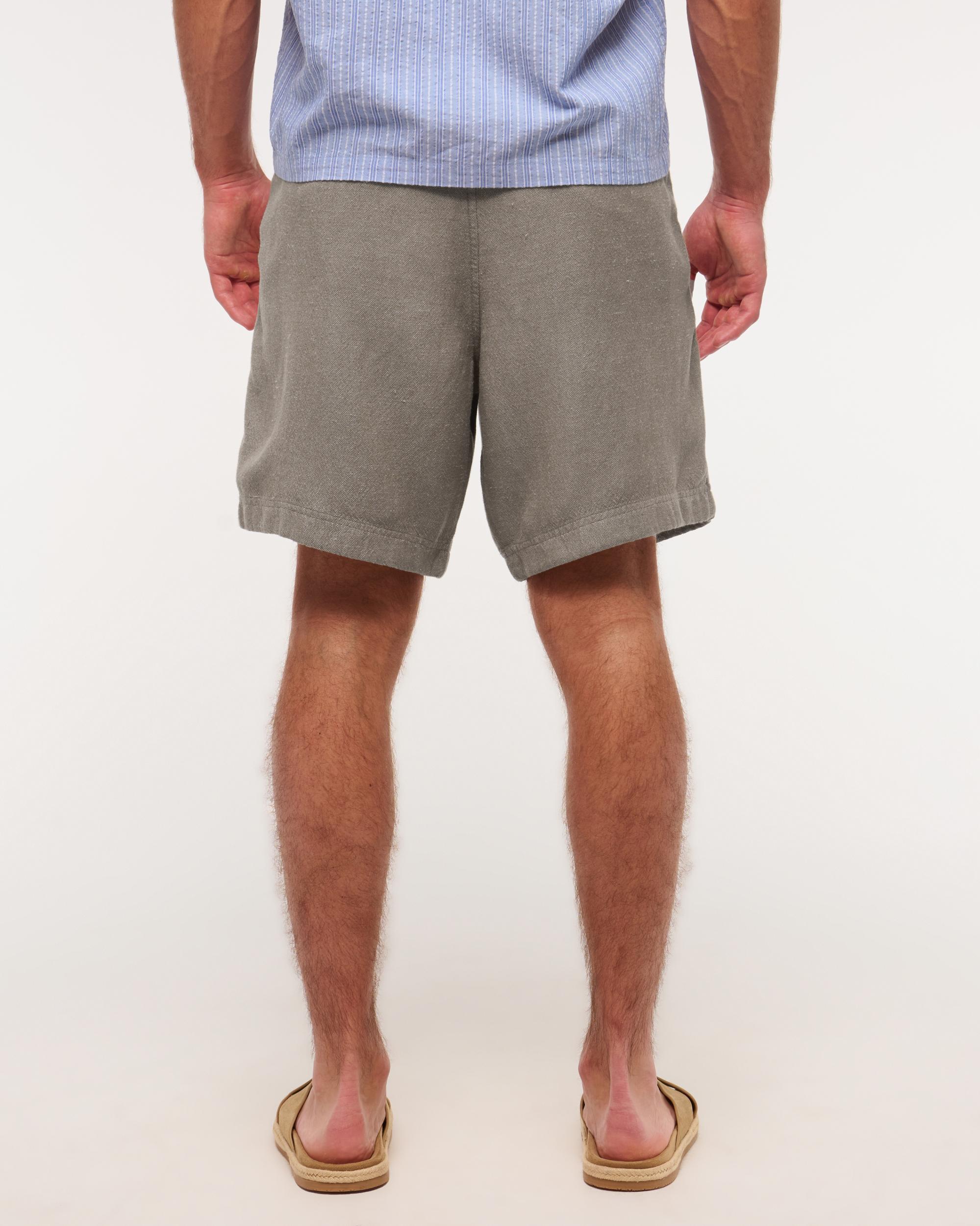Relaxed Linen-Blend Pull-On Short Product Image
