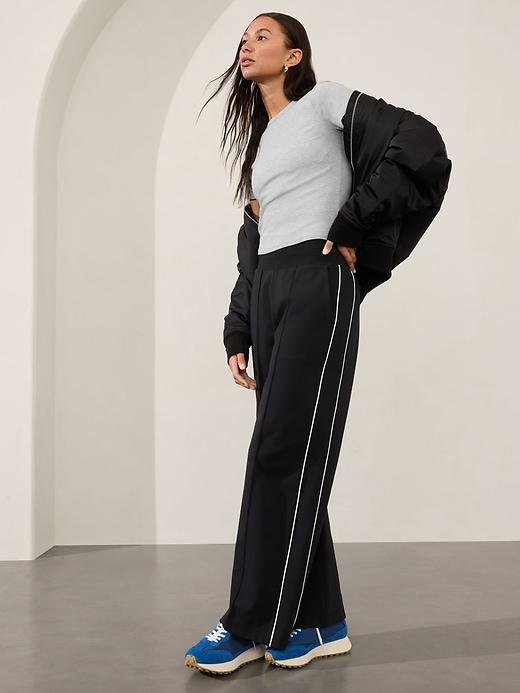 Signature Rib Crop Tee Product Image