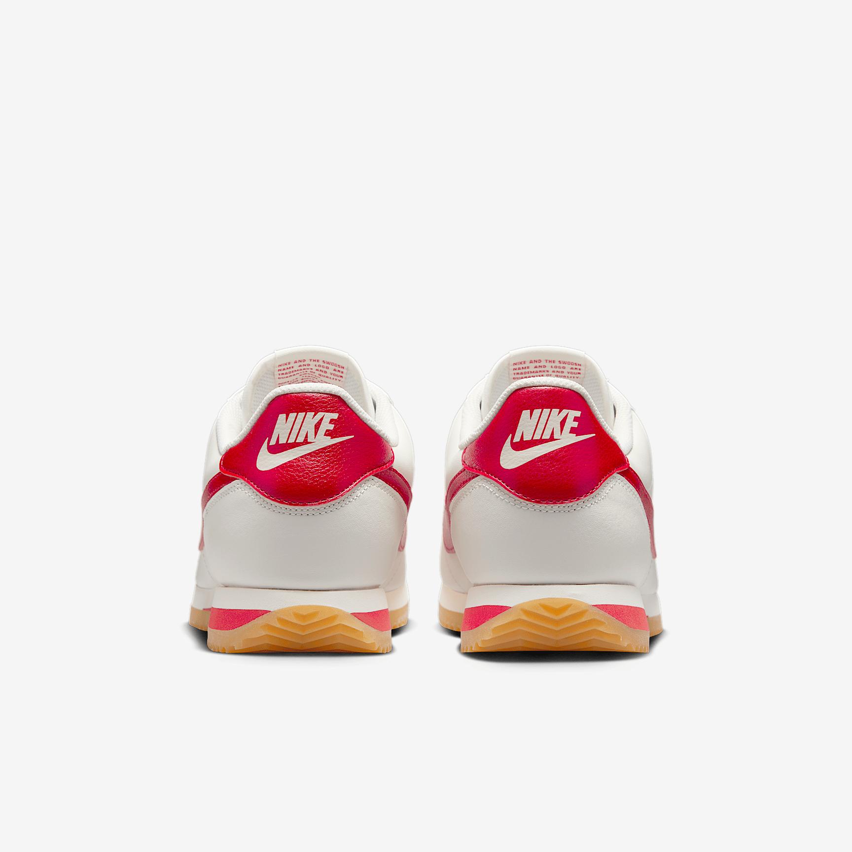 Nike Men's Cortez Leather Shoes Product Image