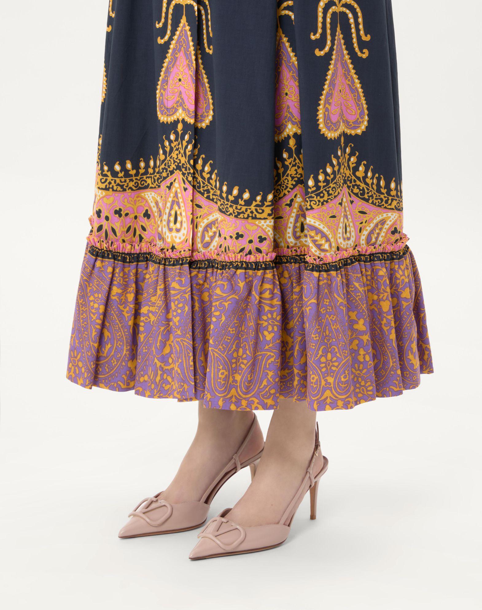 Vlogo Signature Calfskin Slingback Pump 80 Mm / 3.15 In. Product Image