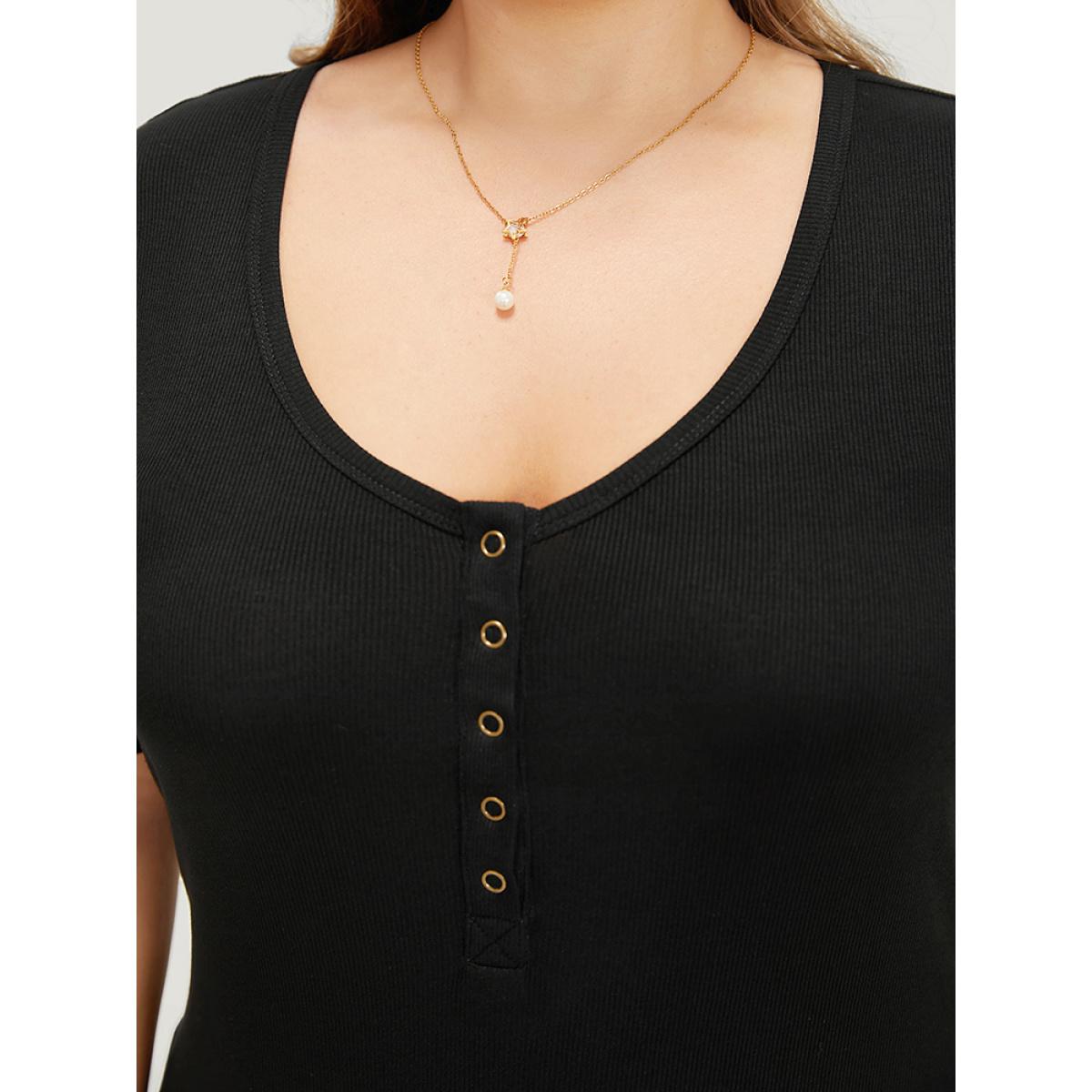 Plus Size Plain Scoop Neck Button Through Rib Knit T-shirt Black Women Casual Button Plain Scoop Neck Skinny Dailywear T-shirts BloomChic 10/M Product Image