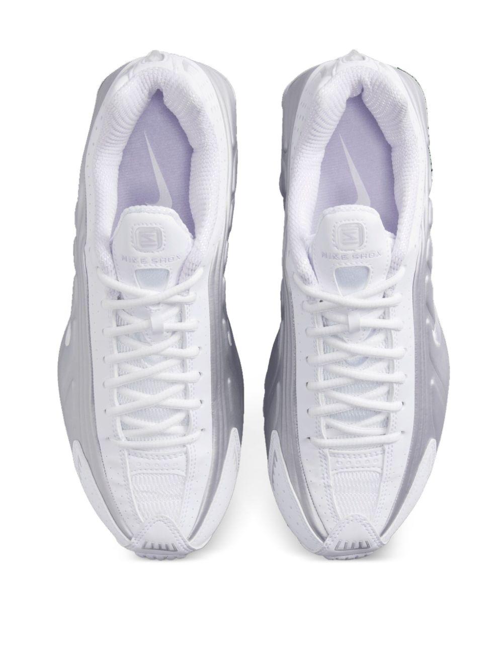 Shox R4 sneakers Product Image