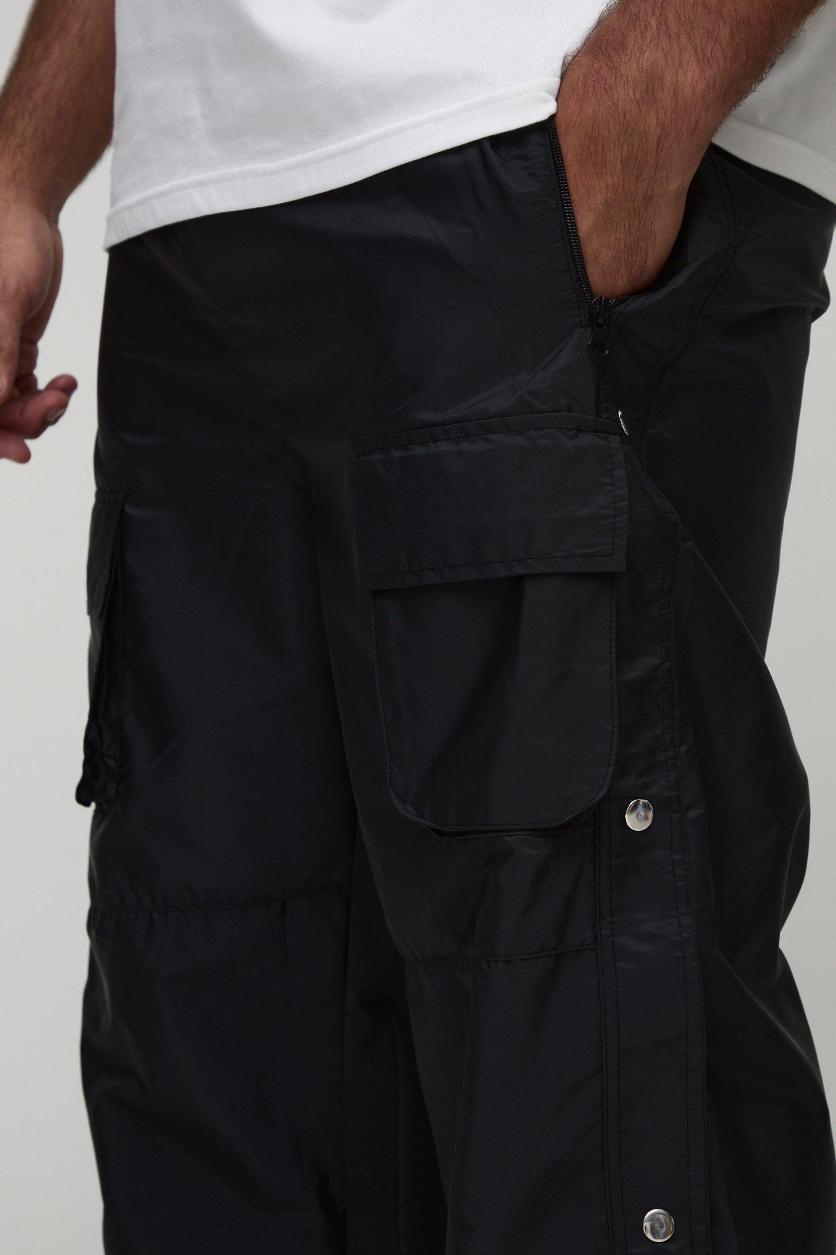 Plus Elasticated Waist Relaxed Cargo Trousers | boohooMAN USA Product Image