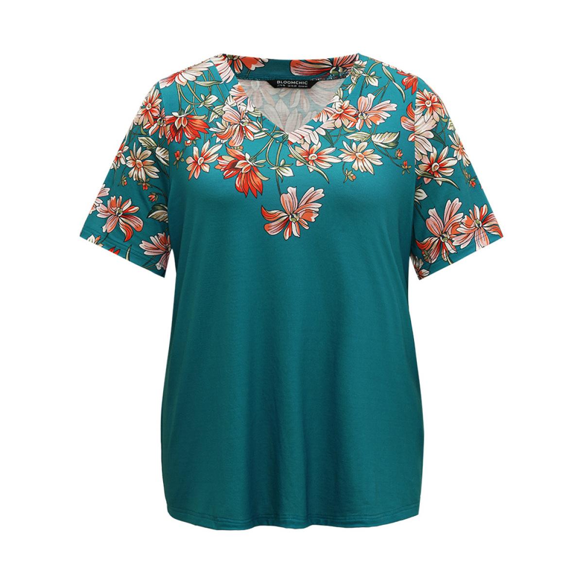 Plus Size Contrast Floral Print V Neck T-shirt Aegean Women Elegant Contrast Floral V-neck Dailywear T-shirts BloomChic 30/6X Product Image
