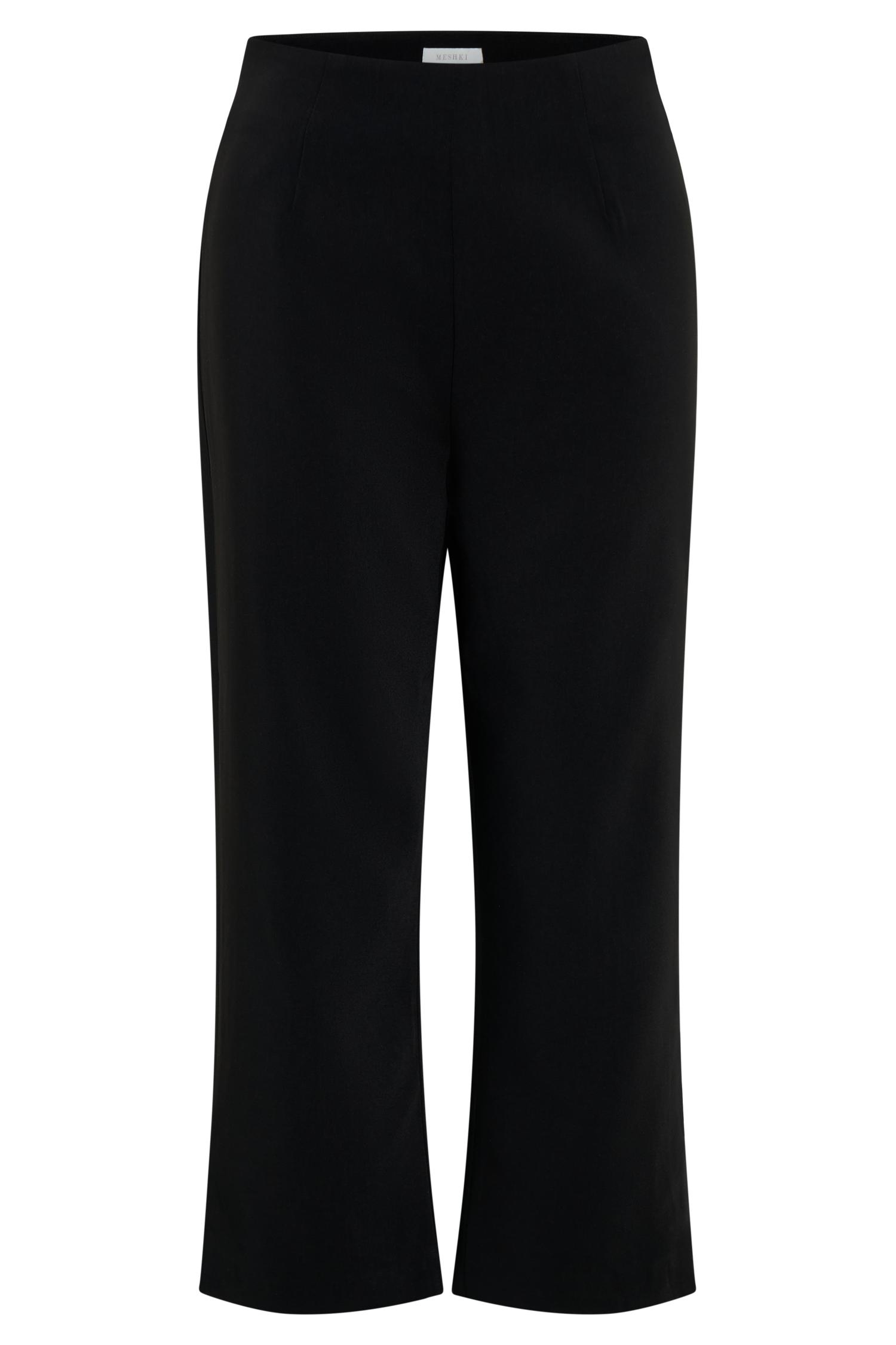 Nola Suiting Capri Pants - Black Product Image