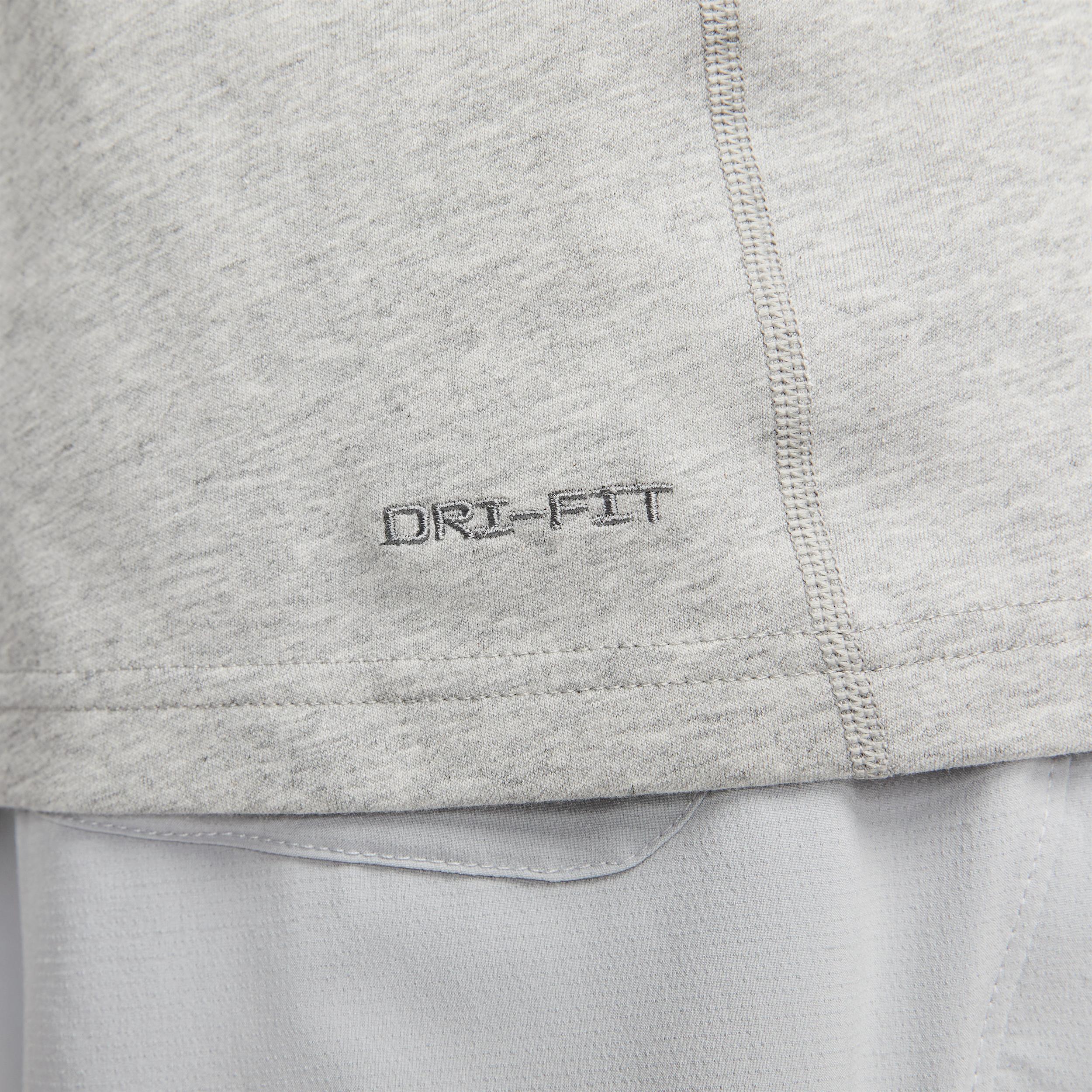 Nike Men's Primary Dri-FIT Versatile Tank Top Product Image