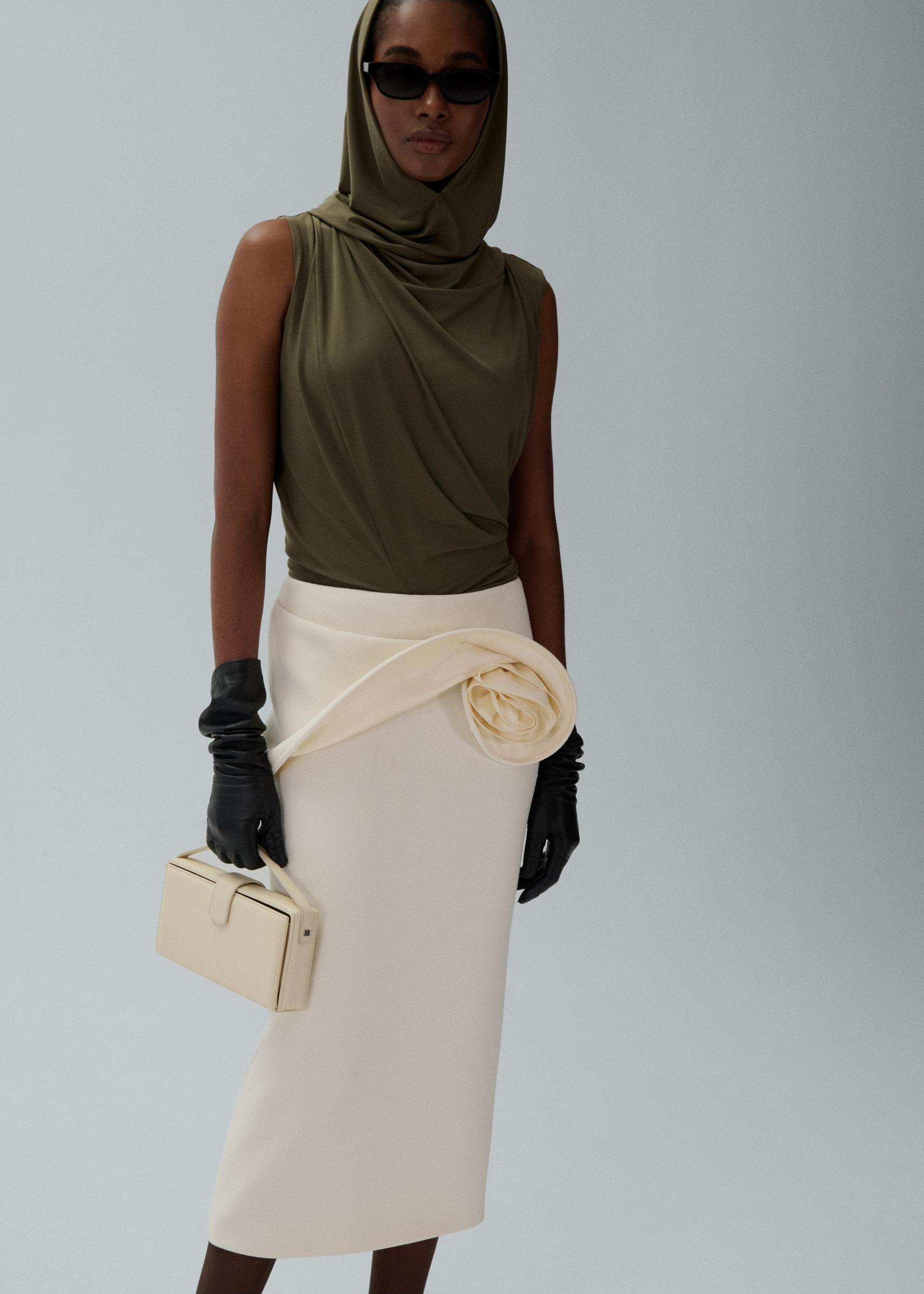 Floral appliqué midi skirt in cream Product Image