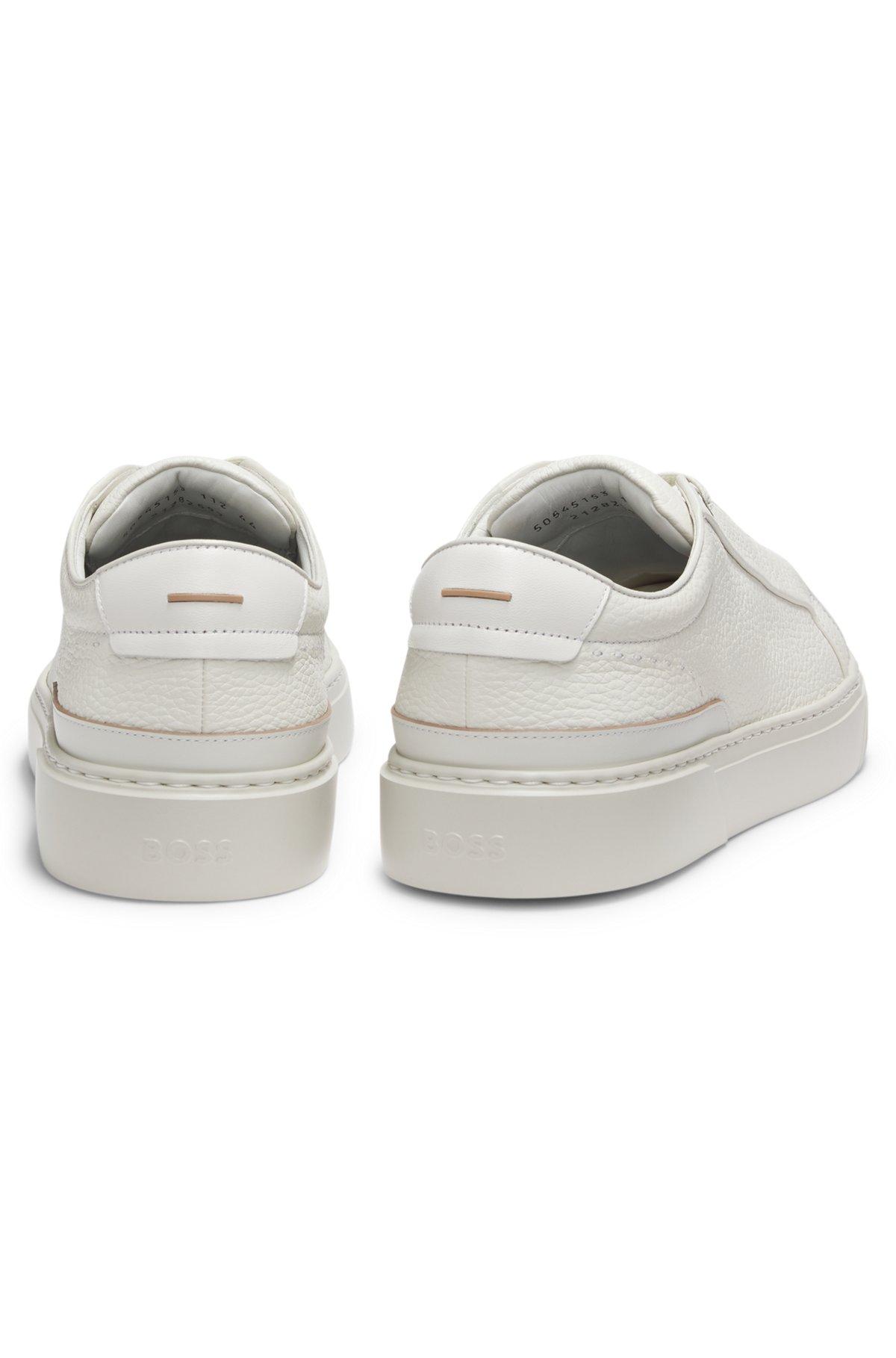 Gary trainers in grained leather Product Image