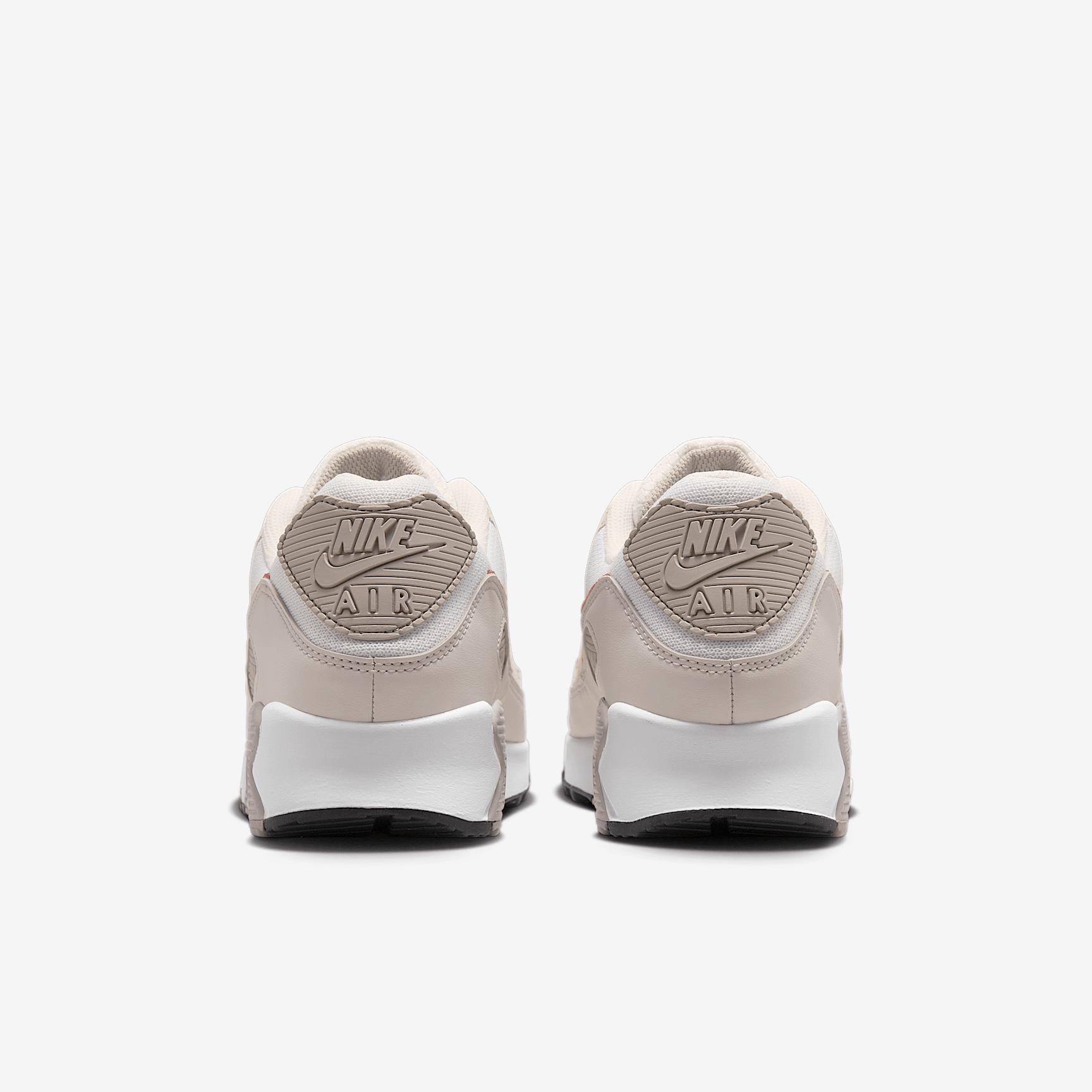 Nike Men's Air Max 90 Shoes Product Image