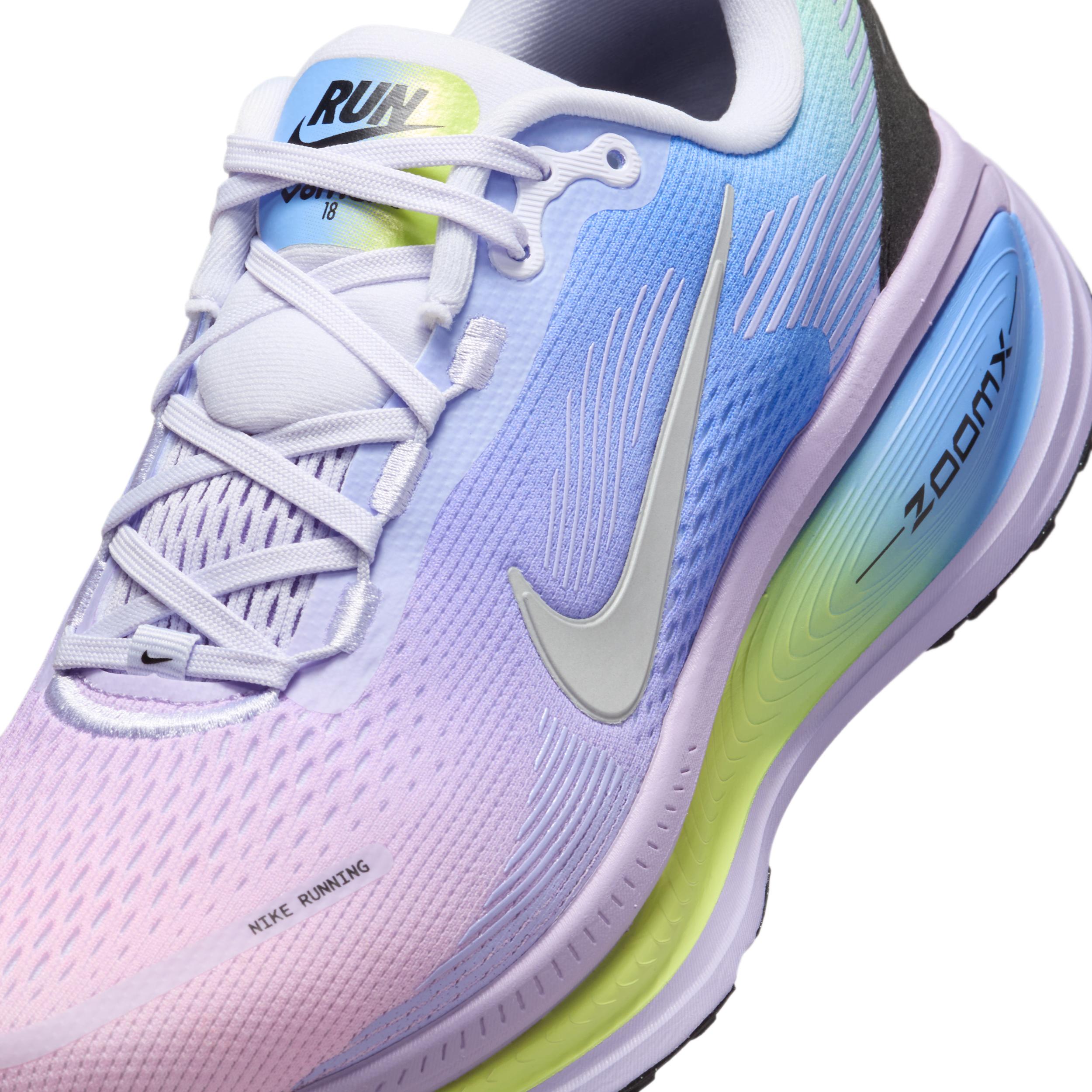 Nike Women's Vomero 18 SE Road Running Shoes Product Image