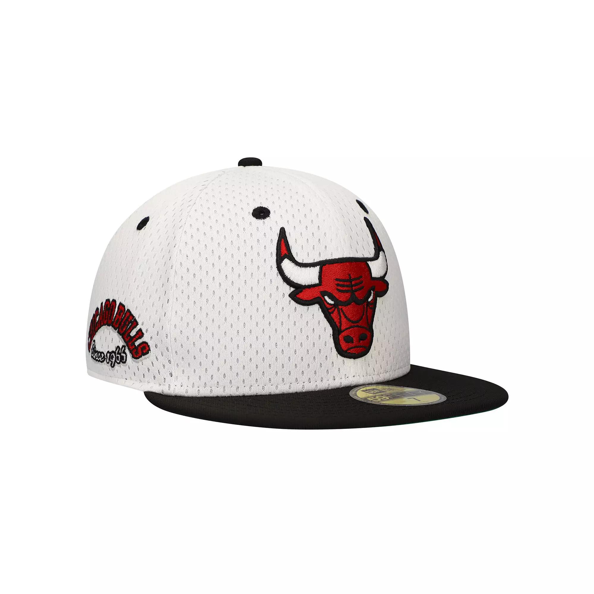 Men's New Era White/Black Chicago Bulls Throwback 2Tone 59FIFTY Fitted Hat, Size: 7 3/8 Product Image