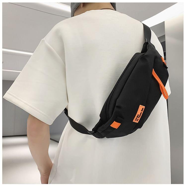 Nylon Plain Waist Bag Product Image