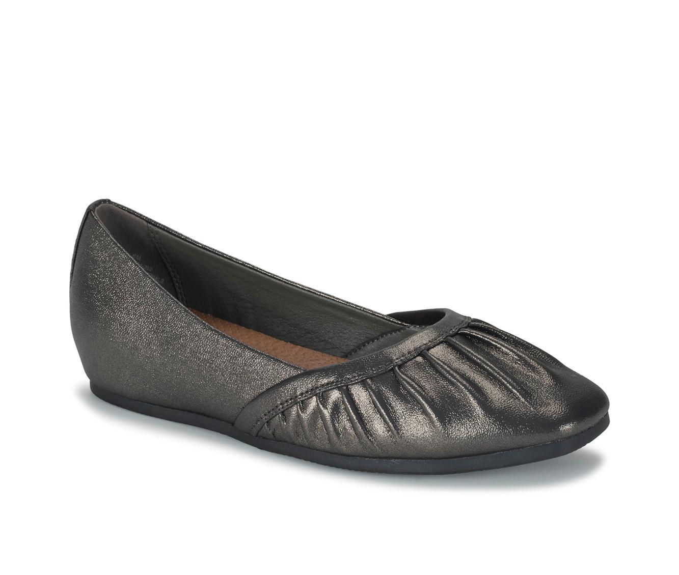 Women's Baretraps Charlie flat Flats Product Image