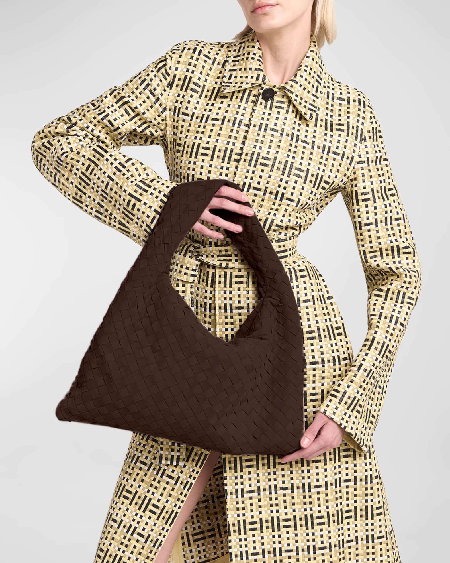 Small Hop Shoulder Bag Product Image