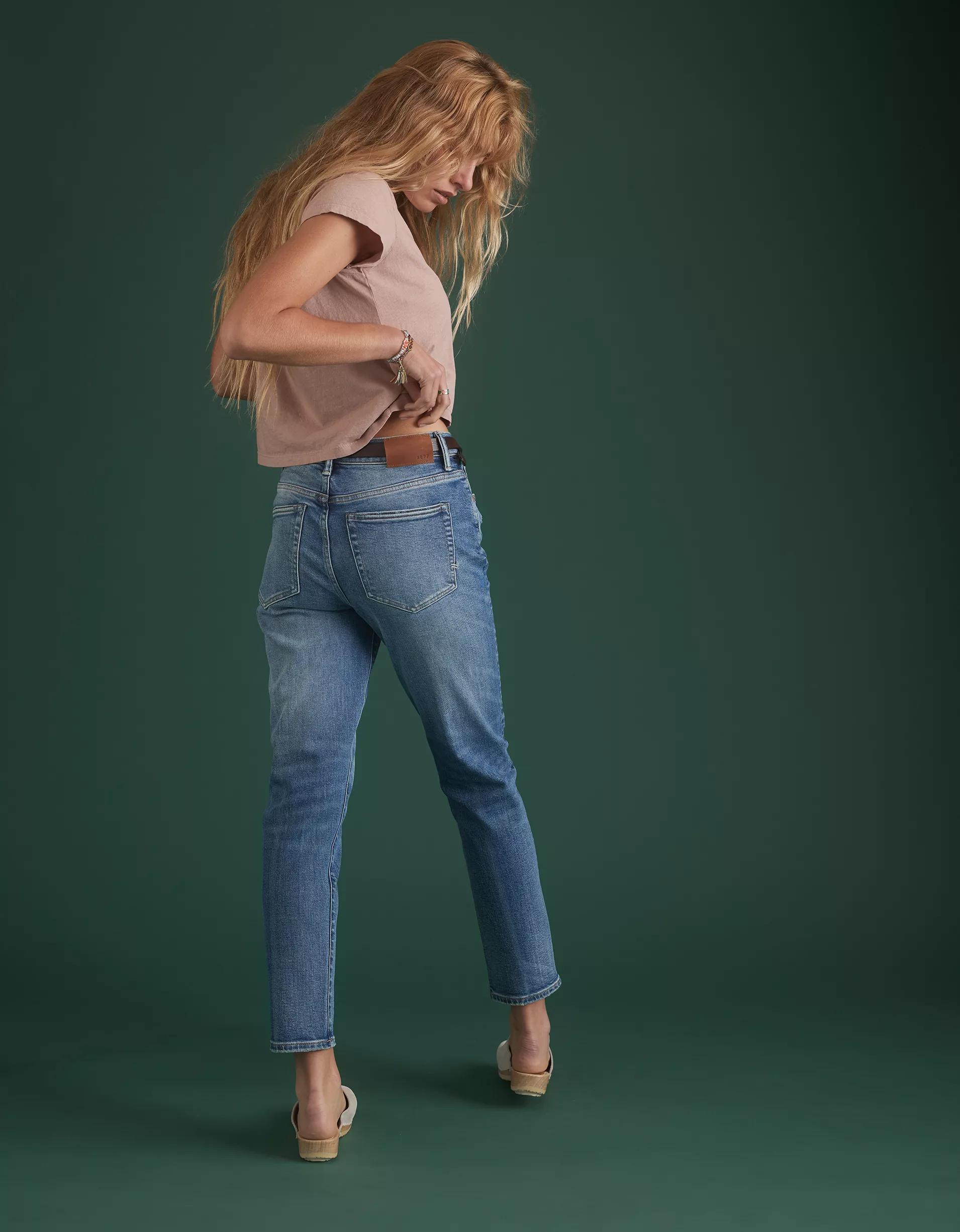 AE77 Premium Mom Jean Product Image