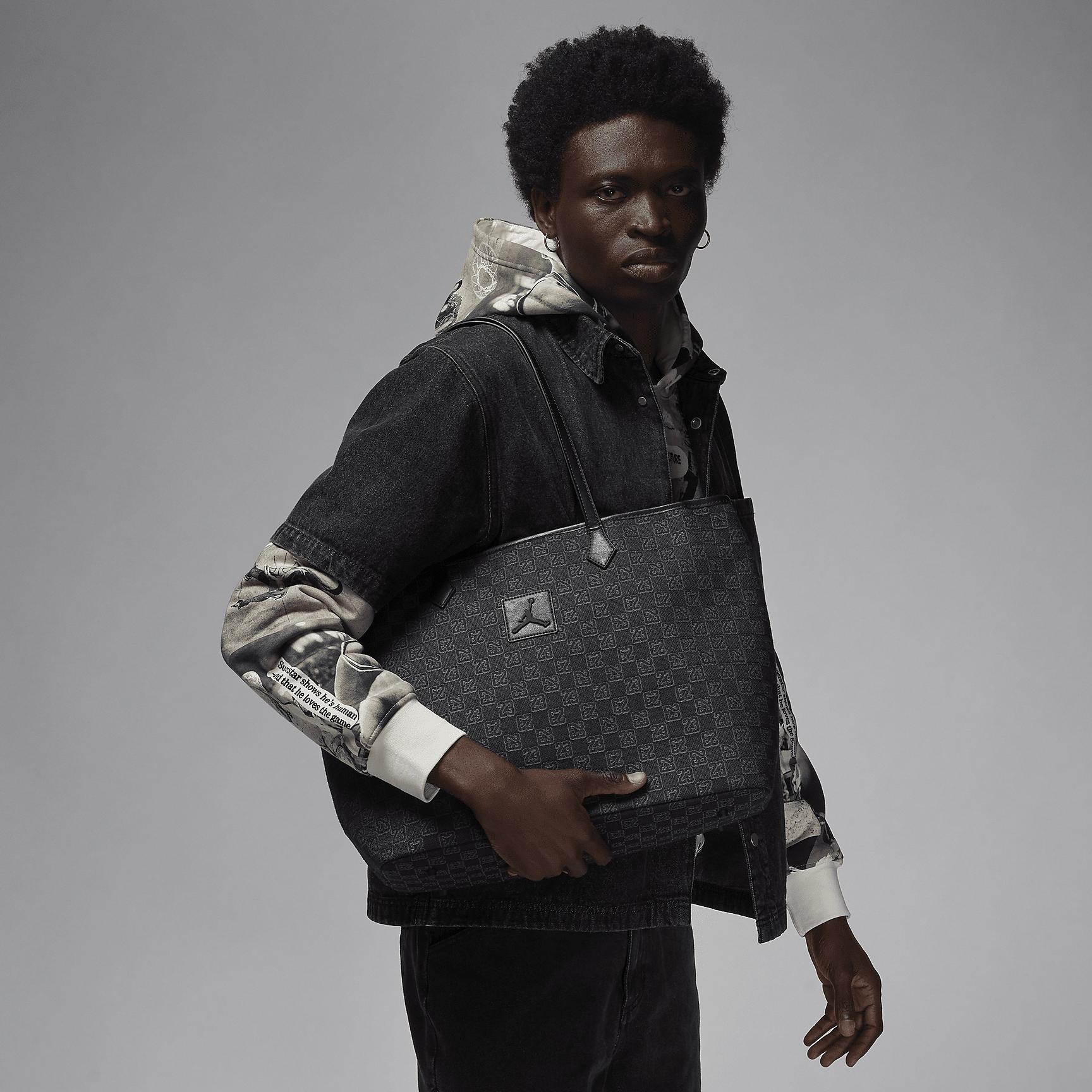 Mens Jordan Monogram Tote Bag (32L) | MA0896-KK2 Product Image