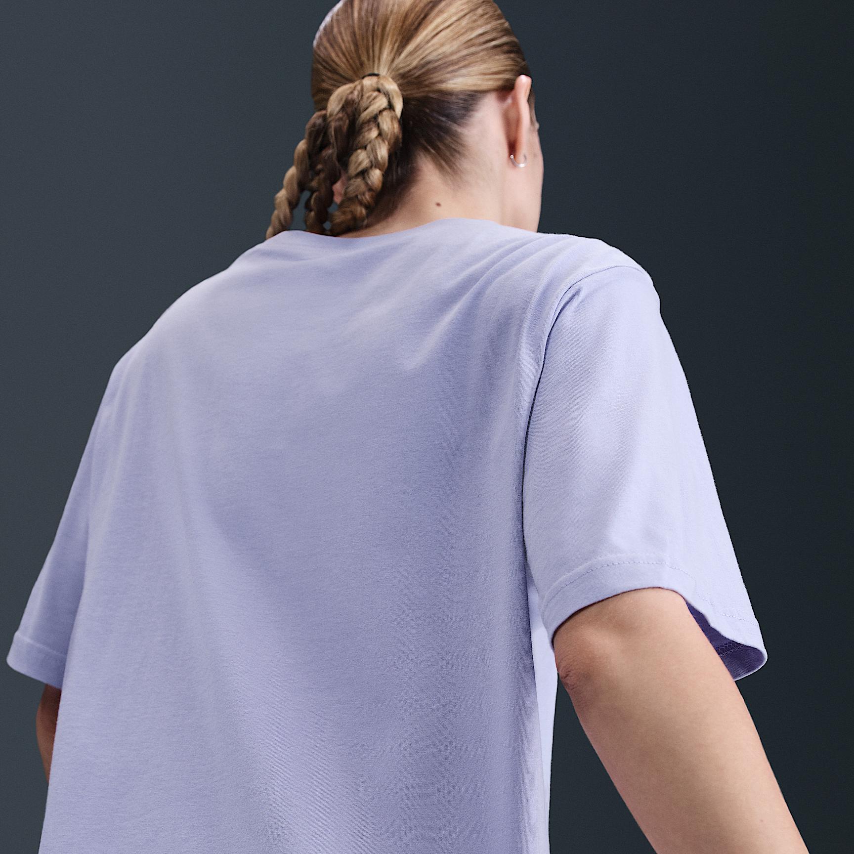 Womens Nike Sportswear Essential Graphic T-Shirt | IB8925-051 Product Image