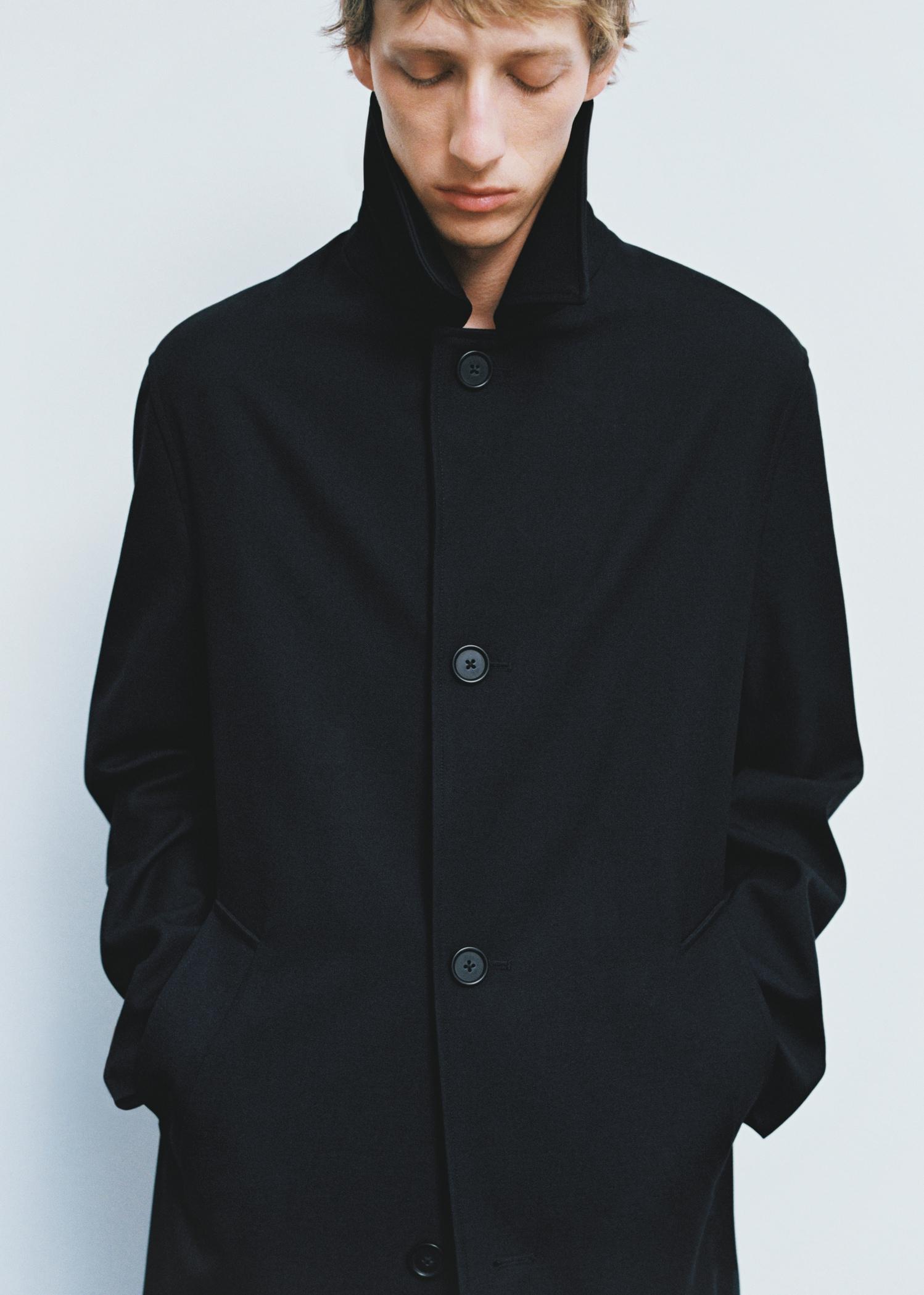 Oversized comfort stretch trench coat - Men | MANGO USA Product Image