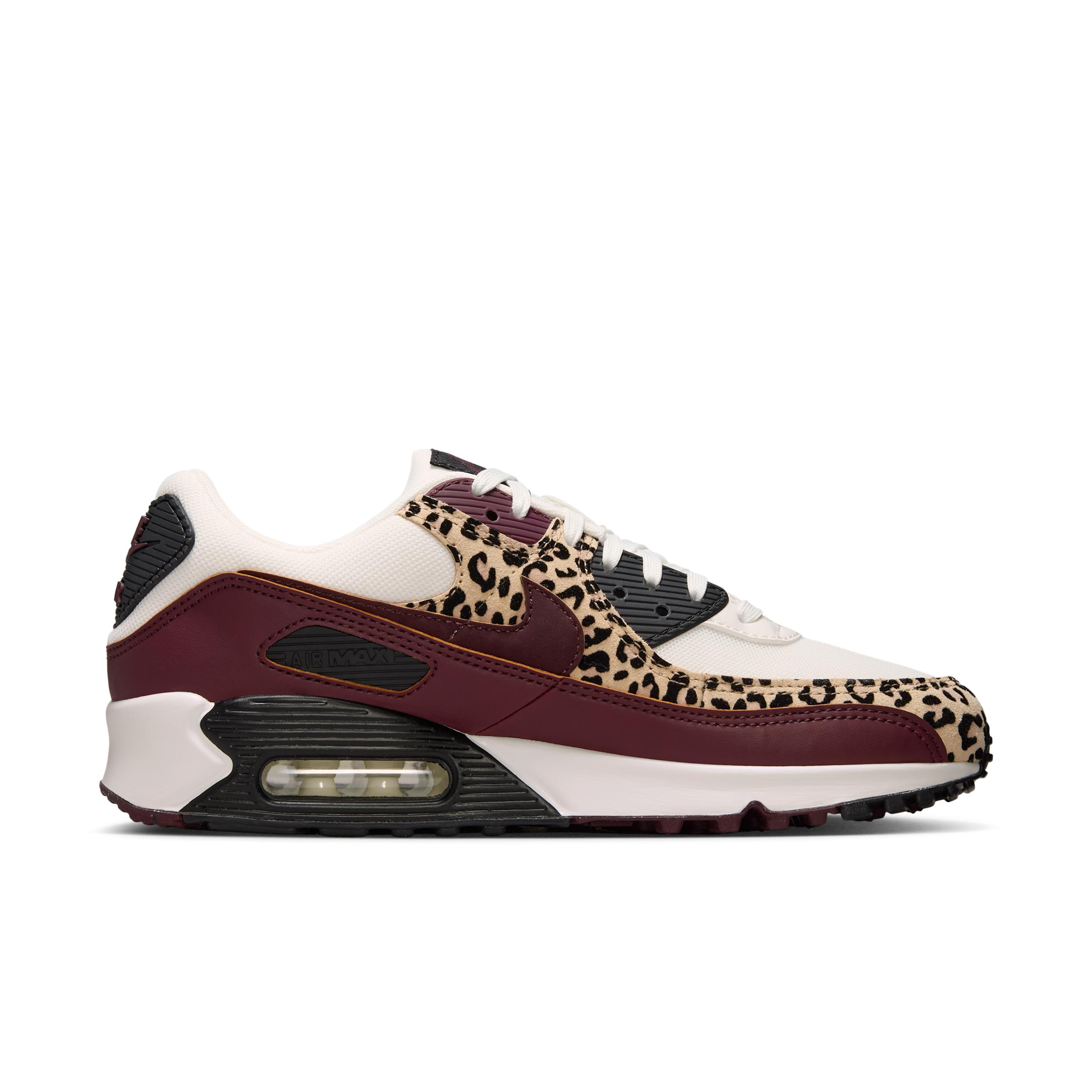 Nike Women's Air Max 90 Shoes Product Image