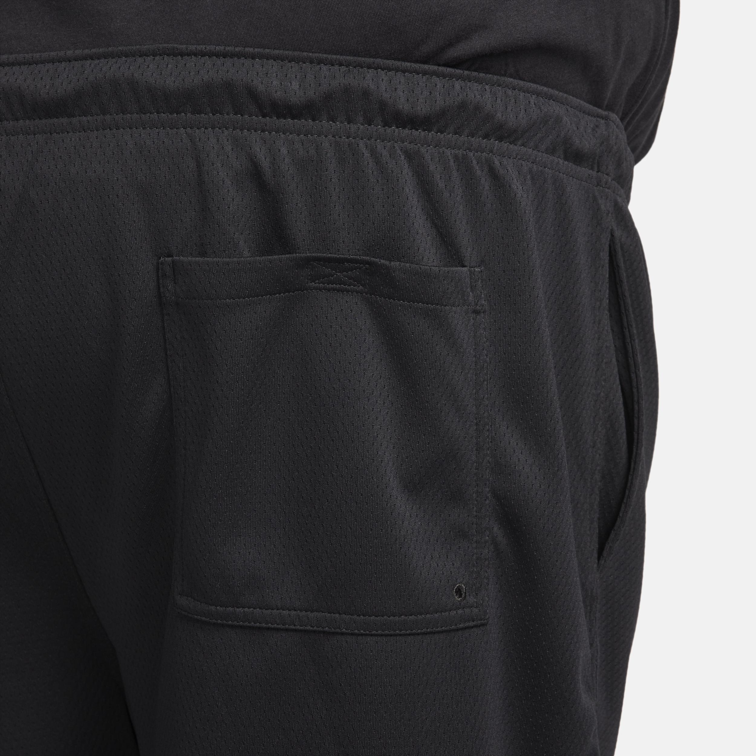 Nike Men's Club Mesh Flow Shorts Product Image
