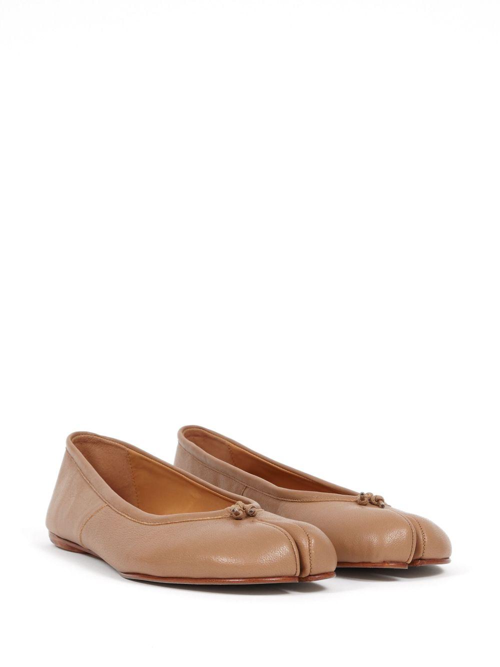 Tabi leather ballet flats Product Image