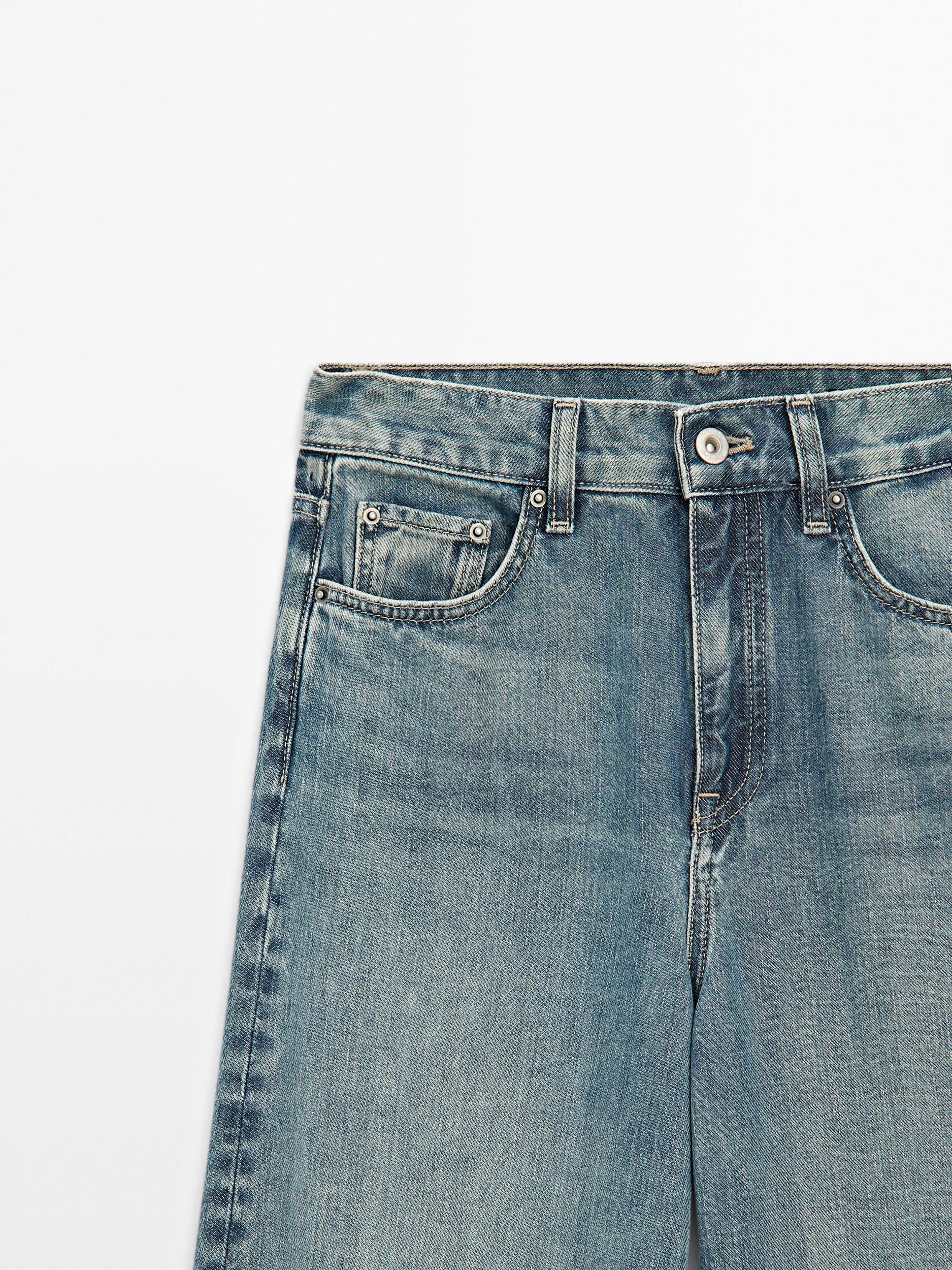 High-waist wide-leg jeans Product Image