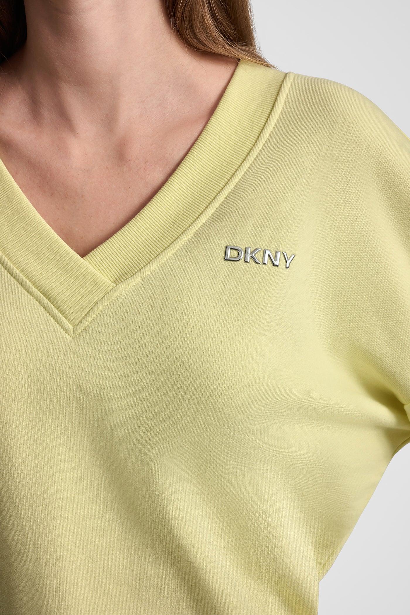 METALLIC BUBBLE LOGO V-NECK PULLOVER Product Image