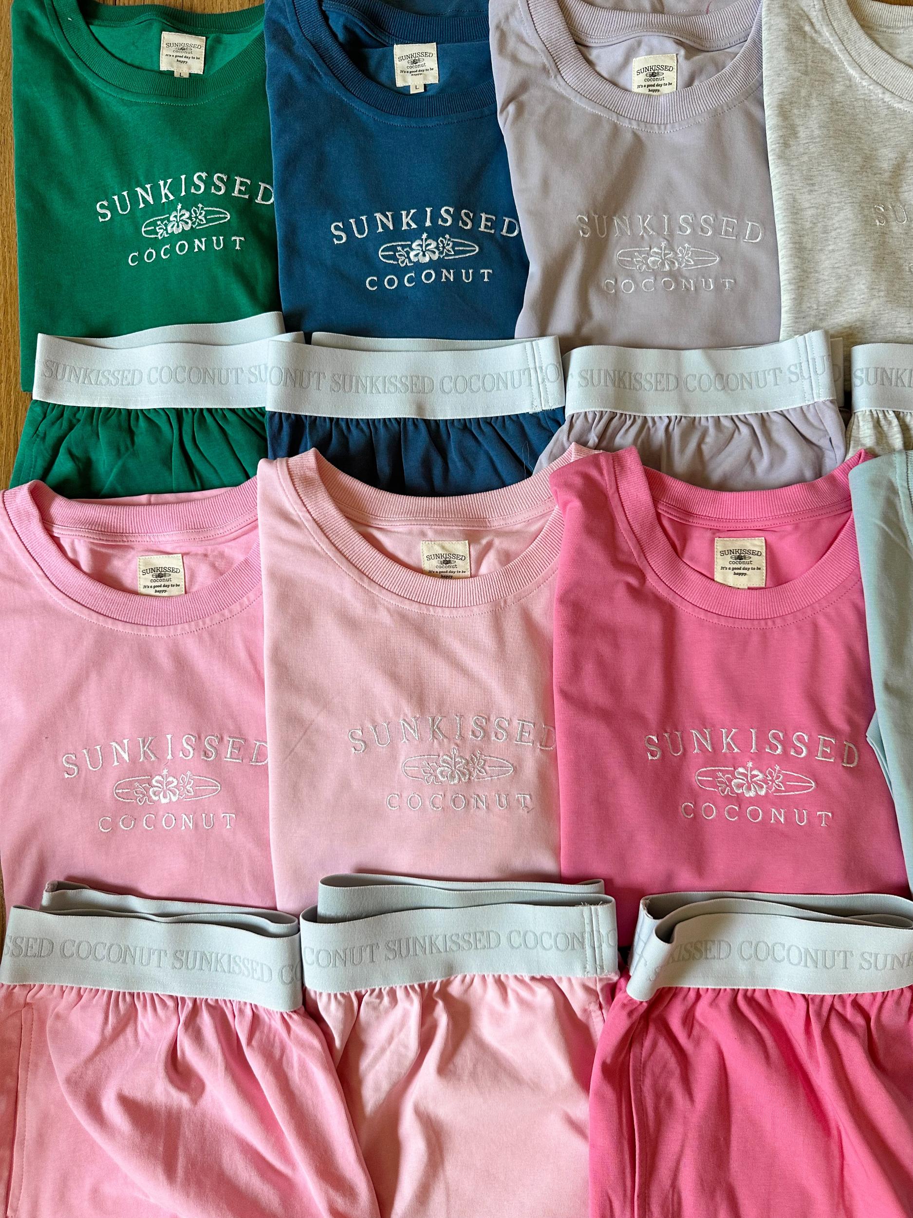 Bubbly Green Basic Watercolor Shorts Product Image