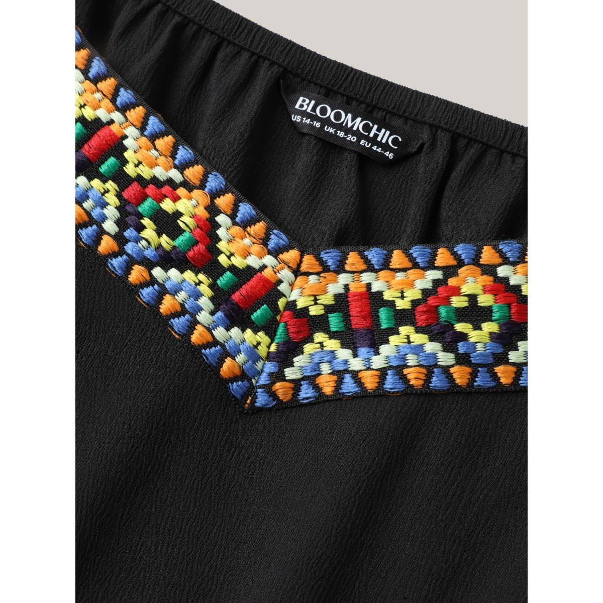 Plus Size Textured Stretchy Waist Pockets Midi Dress Black Women Resort Woven ribbon&lace trim Heart neckline Short sleeve Curvy BloomChic 10/M Product Image