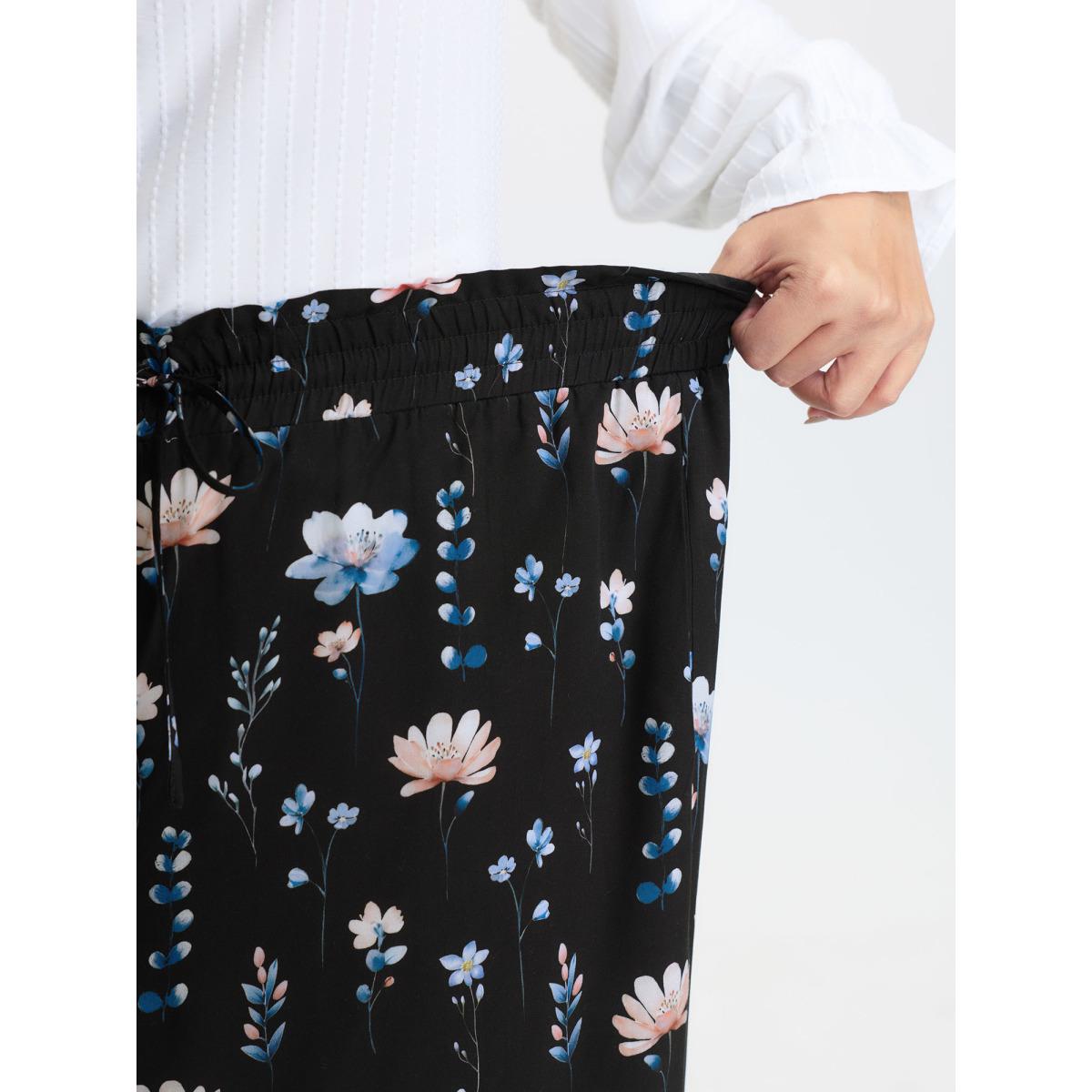 Plus Size Floral Print Drawstring Waist Loose Fit Pants Women BlackFlower Leisure Straight Leg Mid Rise Casual Pants BloomChic 18-20/2X Product Image