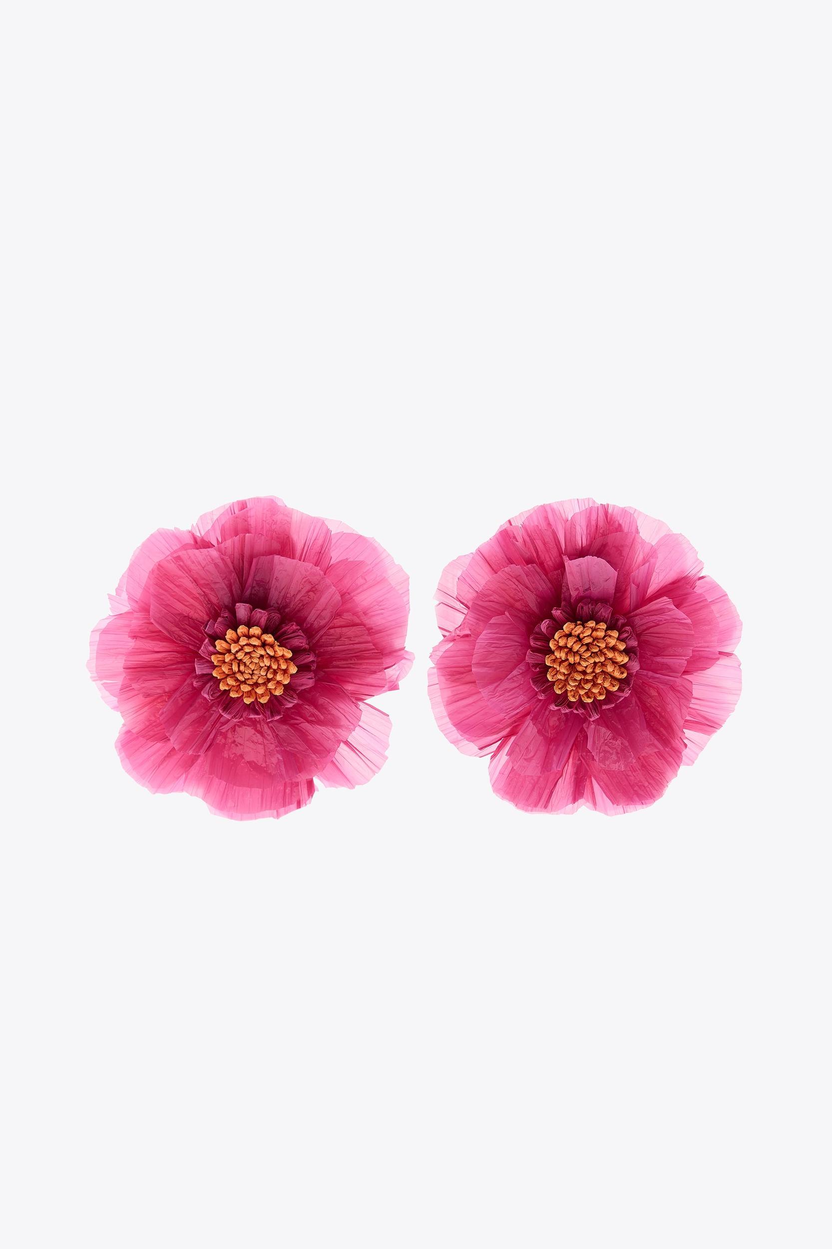 RAFFIA FLOWER EARRINGS Product Image