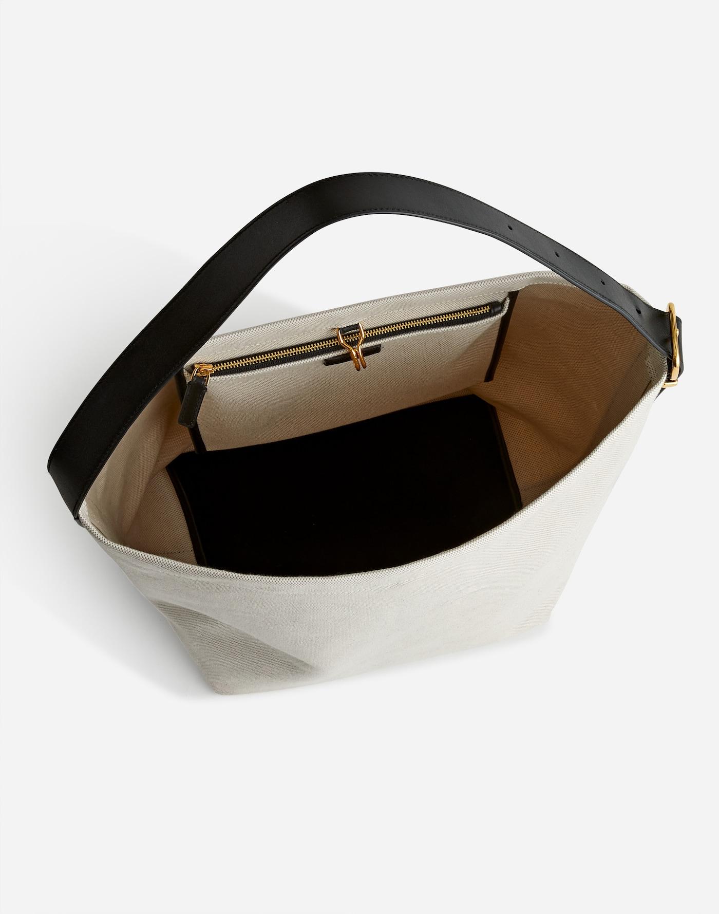 The Essential Extra-Large Bucket Tote Product Image