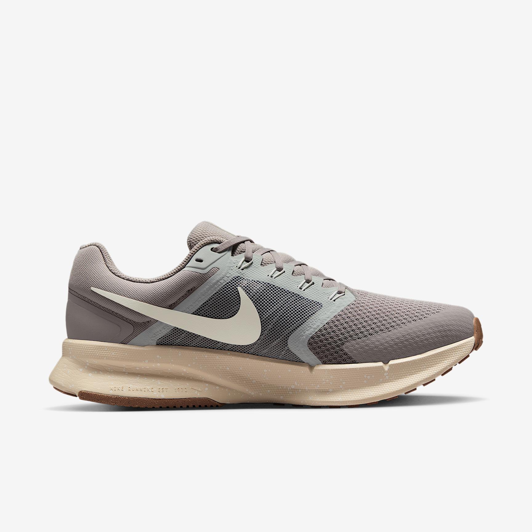 Nike Mens Run Swift 3 Road Running Shoes | DR2695-013 Product Image