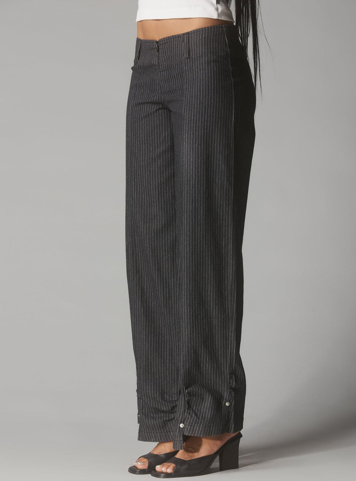 Des Pant Female Product Image