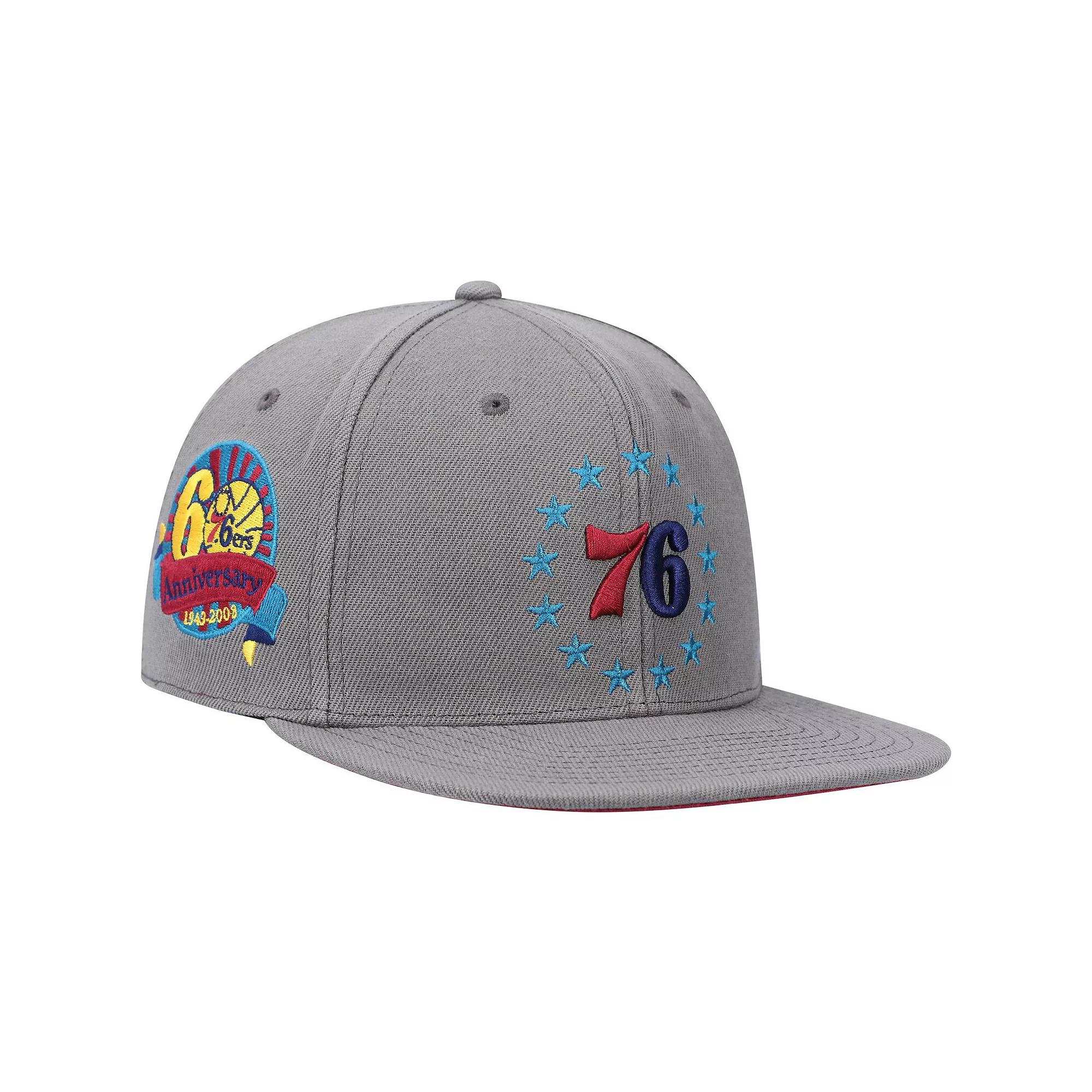 Men's Mitchell & Ness Charcoal Philadelphia 76ers Hardwood Classics 60th Anniversary Carbon Cabernet Fitted Hat,  Product Image
