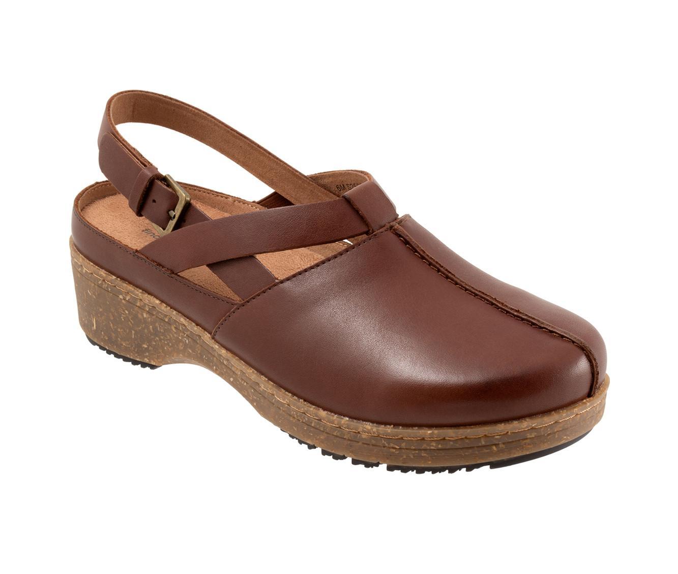 Women's Softwalk Arica Clogs Product Image