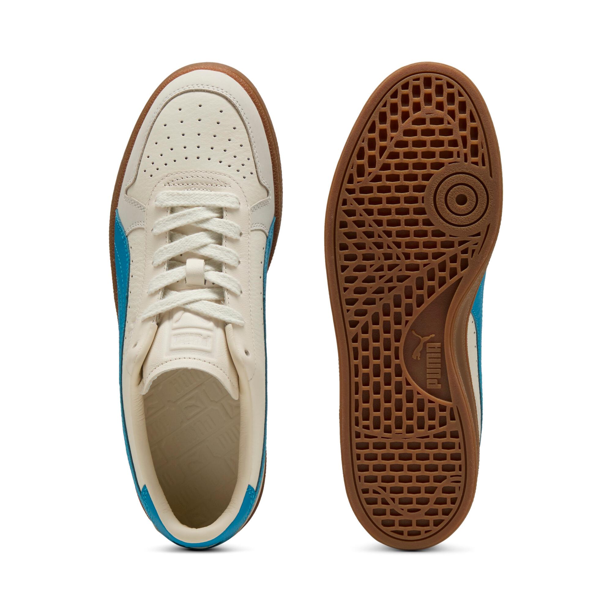 Indoor OG Men's Sneakers Product Image
