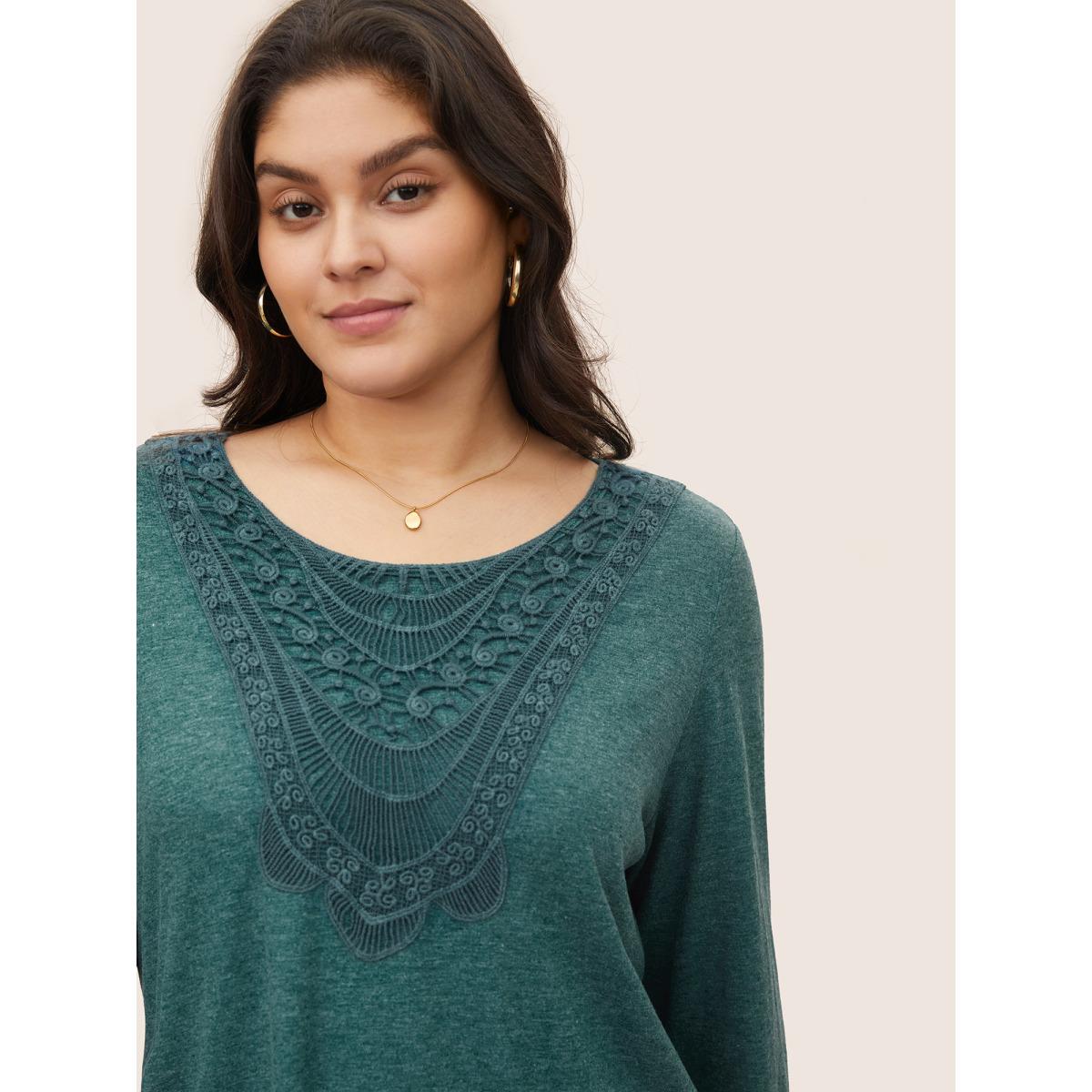 Plus Size Solid Eyelet Lace Curved Hem T-shirt DarkGreen Women Elegant Cut-Out Plain Round Neck Everyday T-shirts BloomChic 10/M Product Image