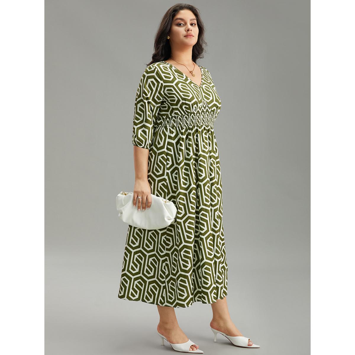 Plus Size Geometric Print V Neck Shirred Dress ArmyGreen Women Office Elastic cuffs V-neck Elbow-length sleeve Curvy Midi Dress BloomChic 26/4X Product Image